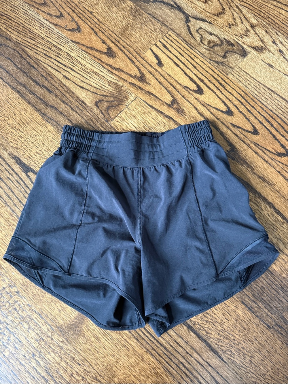 lululemon athletica Black Women's Hotty Hot Shorts